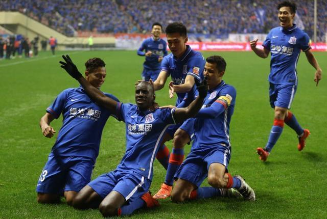 九游体育官方网站-里程碑夜！上海申花战术微调；足总杯赛后刷纪录；悬念犹存；资深球员宣示担当的简单介绍